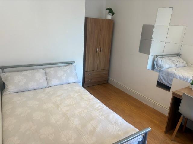 House for rent in Georgia, Greater Manchester