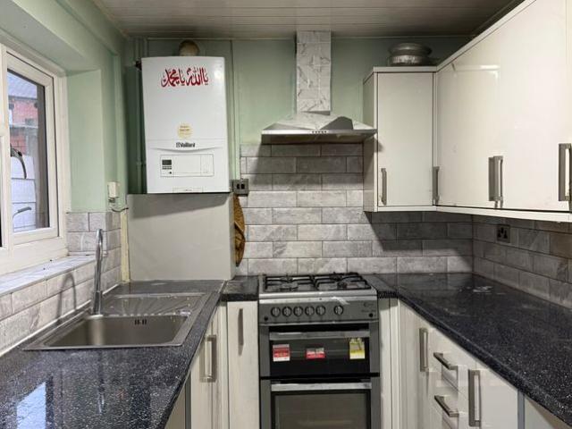House for rent in Moses Gate, Lee Bank