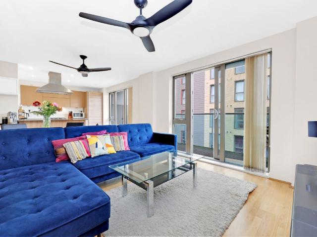 Apartment for rent in St. George in the East, Greater London