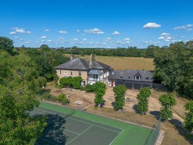 House for sale in Arbury, Cambridgeshire