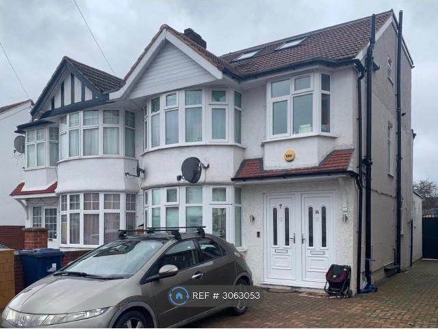 Apartment for rent in London Borough of Ealing, Greater London