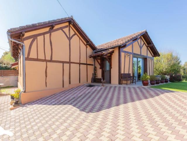 Maison vente à France métropolitaine, Cazaubon