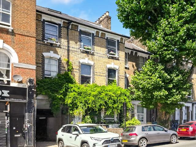 Apartment for rent in West Hackney, Greater London