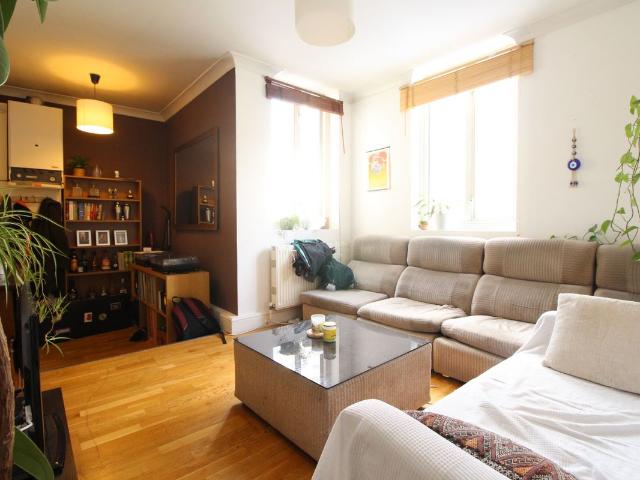 Apartment for rent in Upper Clapton, Greater London