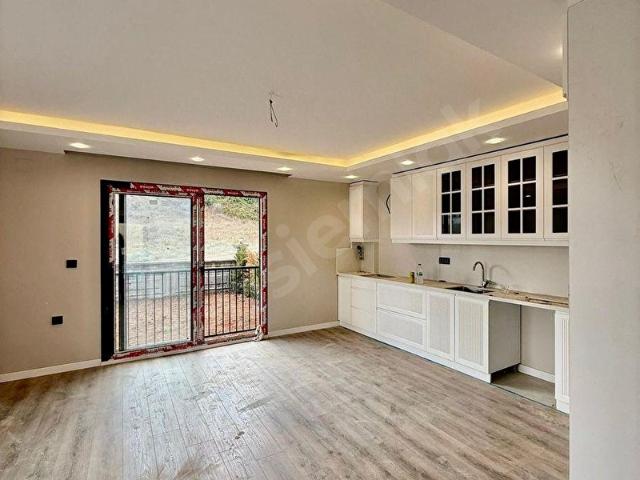 Sariçam, Adana içerisinde satılık Villa