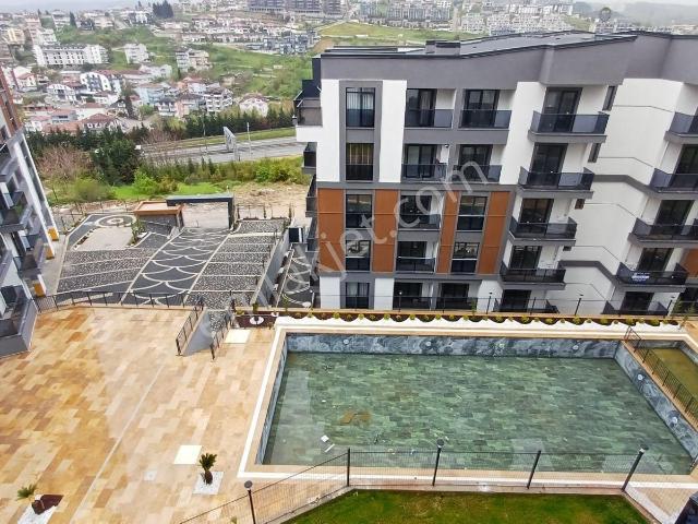 İzmit, Kocaeli içerisinde kiralık mülk