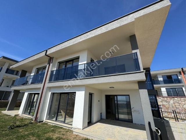 Burhaniye, Balikesir içerisinde satılık Residence