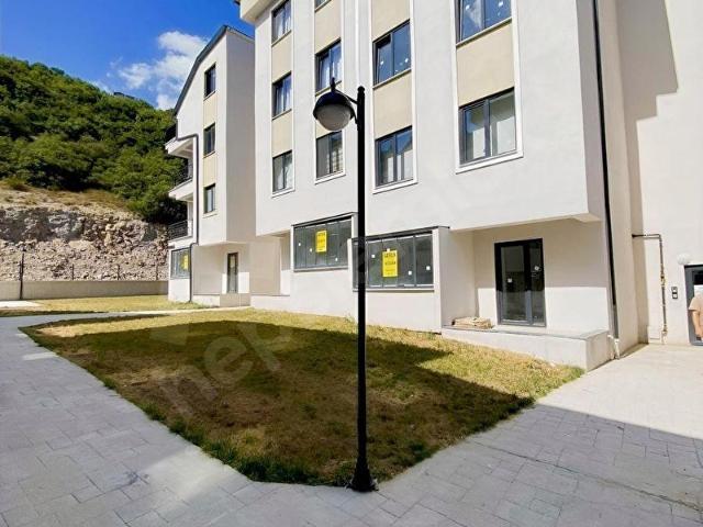 İzmit, Kocaeli içerisinde satılık mülk