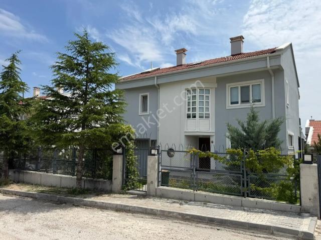Gölbaşi, Ankara içerisinde kiralık Villa