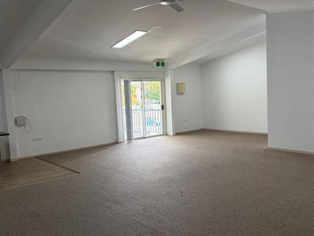 Apartment for rent in Parramatta Park, Cairns