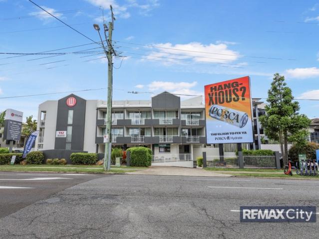 Retail for rent in Toombul, Queensland