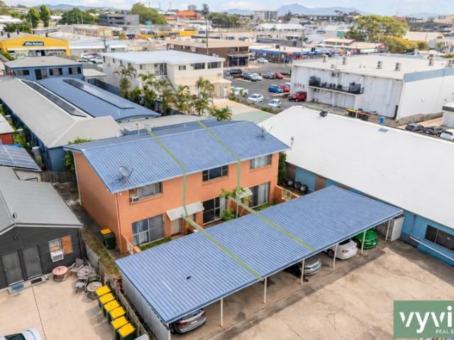 Townhouse for sale in South Gladstone, Gladstone