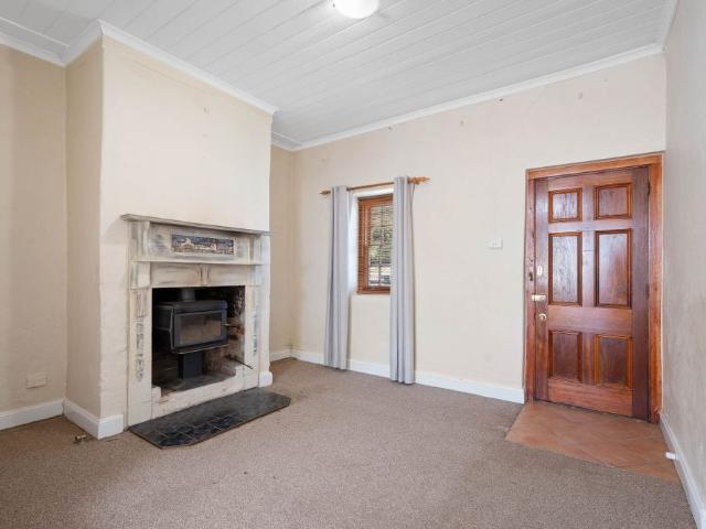 House for rent in Brisbane Grove, New South Wales