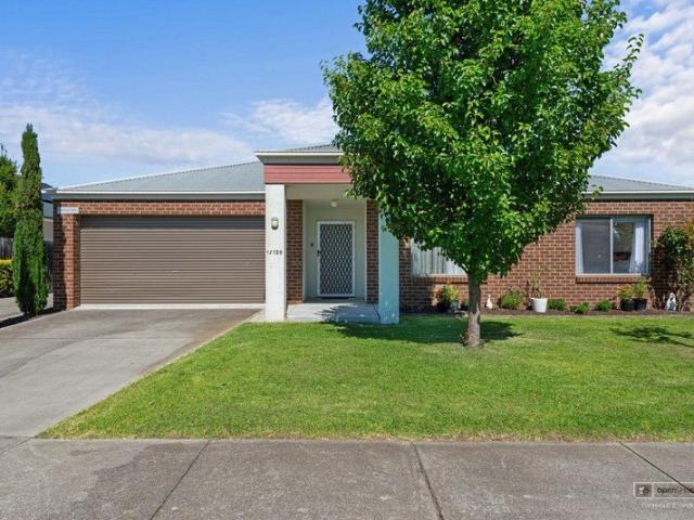 Townhouse for sale in Sale, Victoria