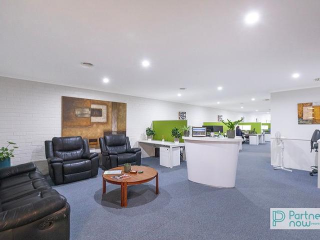 Office for rent in Tamworth