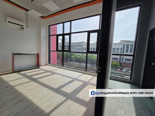 Shop for rent in Tanjong Sepat, Selangor