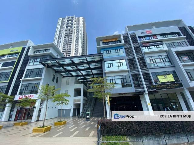 Shop for sale in Tanjong Sepat, Selangor