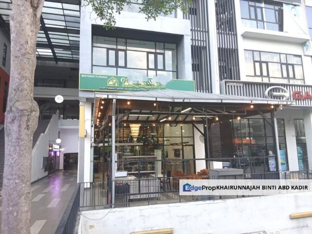Shop for rent in Tanjong Sepat, Selangor