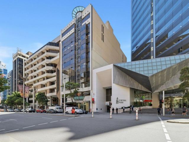 Retail for rent in Cockburn, Western Australia