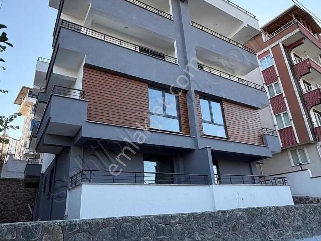 Gölcük, Kocaeli içerisinde satılık mülk