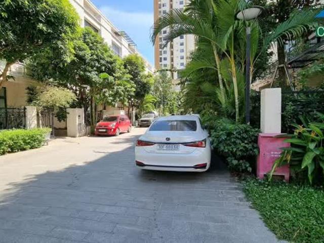 Biệt Thự bán tại Hoàn Kiếm, Hà Nội