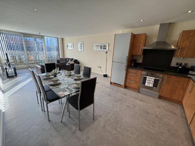 Apartment for rent in Park Central, Birmingham