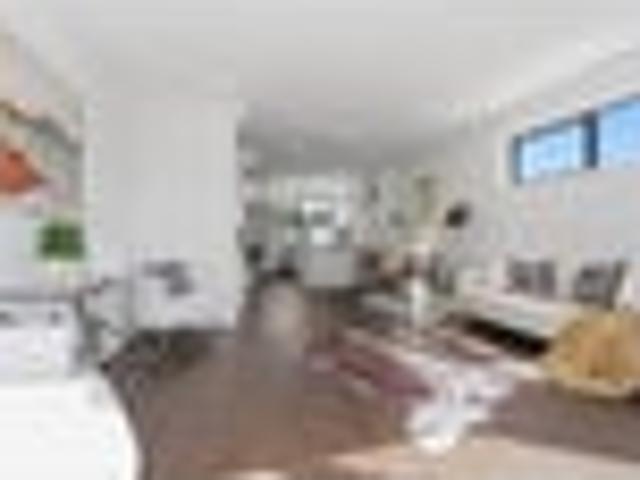 Townhouse for sale in Wairau Valley