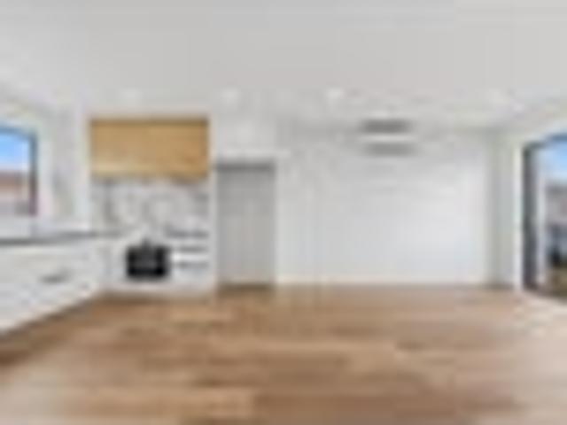 Townhouse for sale in New Lynn, Whau