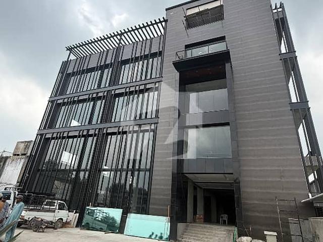 Building for rent in Islamabad