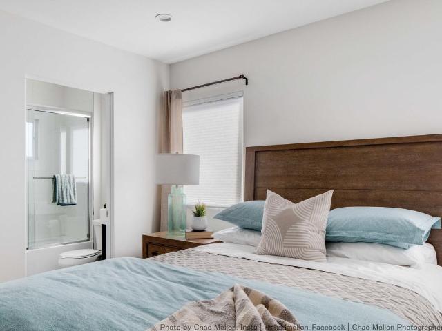 Apartment for rent in Corona Del Mar, California