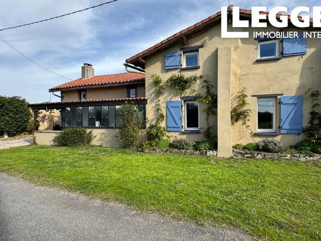 Maison vente à Confolens, Manot