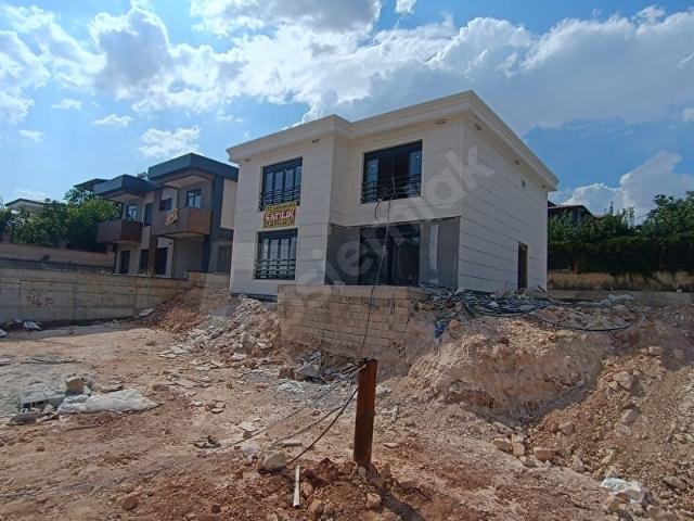 Cebeler Mahallesi, Şahinbey içerisinde satılık Villa