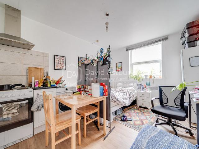 Studio for rent in London Borough of Camden, Greater London