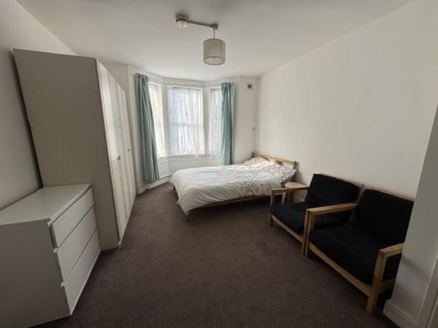 Apartment for rent in London Borough of Hounslow, Greater London