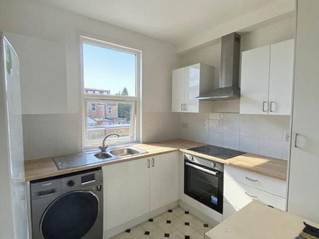 Apartment for rent in London Borough of Hounslow, Greater London