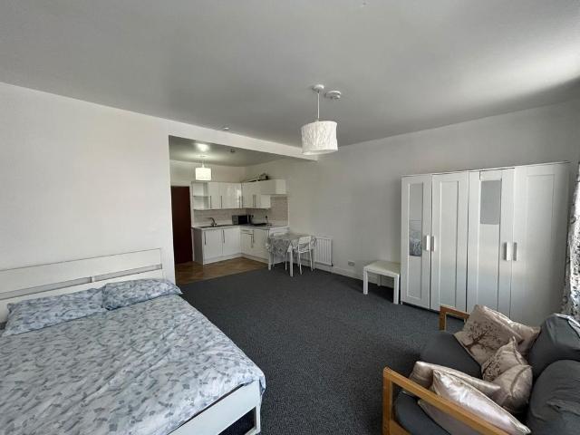 Apartment for rent in London Borough of Hounslow, Greater London
