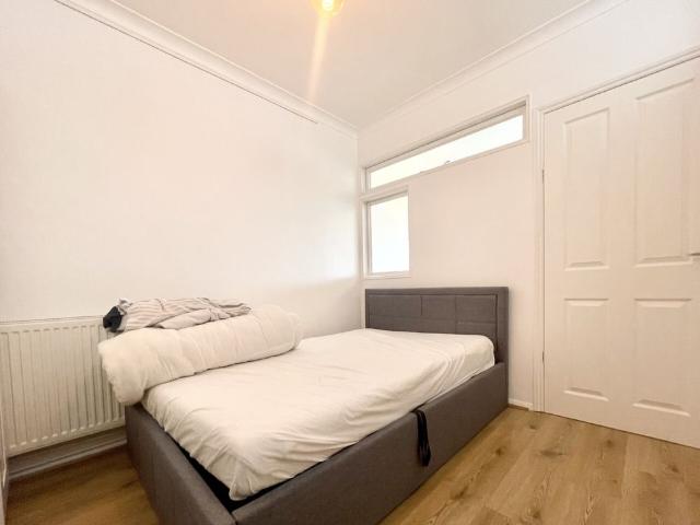 Apartment for rent in Fishersgate, West Sussex