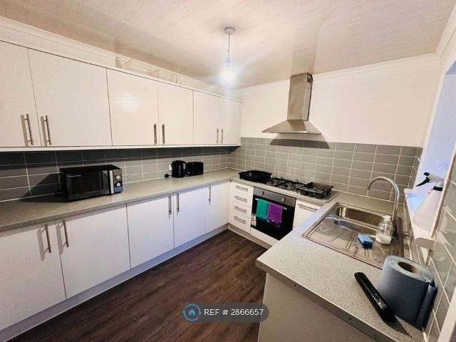 Apartment for rent in Hillhead, Scotland