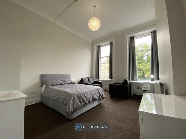Apartment for rent in Hillhead, Scotland