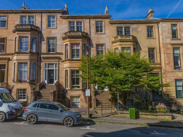 Apartment for rent in Hillhead, Scotland