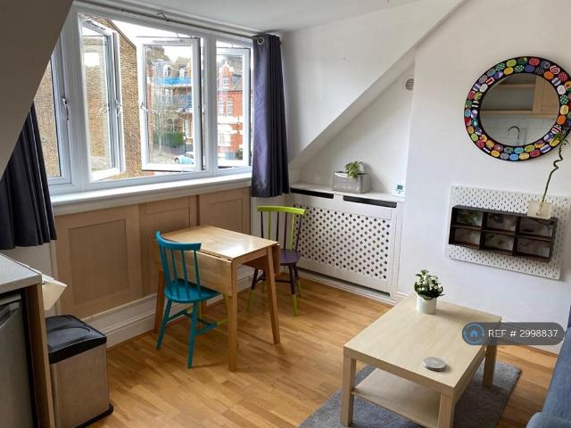 Apartment for rent in Crouch End, Greater London