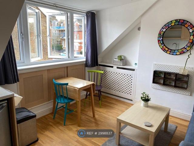 Apartment for rent in Crouch End, Greater London