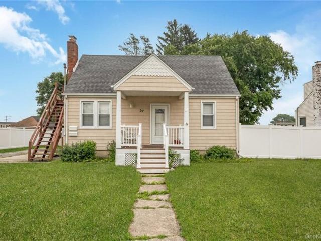 House for sale in Babylon, New York