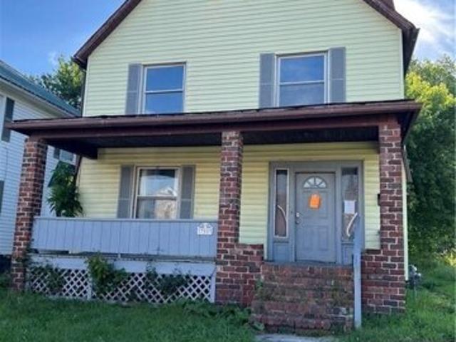 House for sale in Mercer, Pennsylvania
