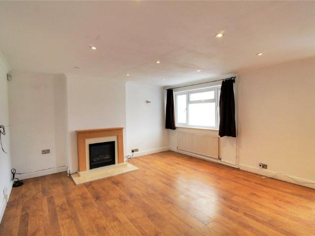 House for rent in Blackwater and Hawley, Hart