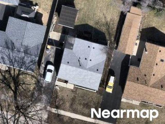House for sale in Streamwood, Illinois