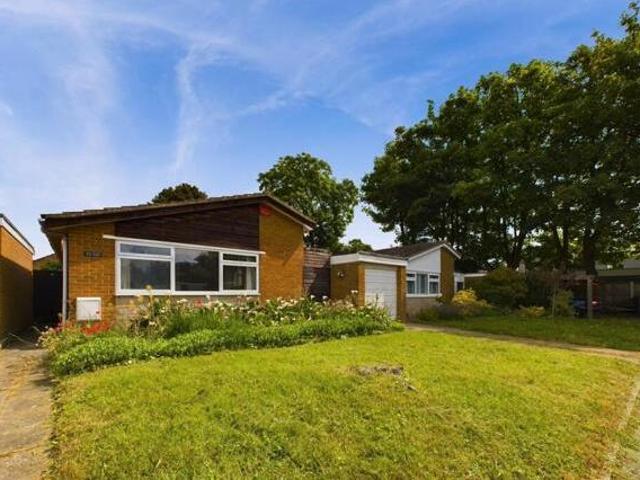 House for sale in Acol, Kent