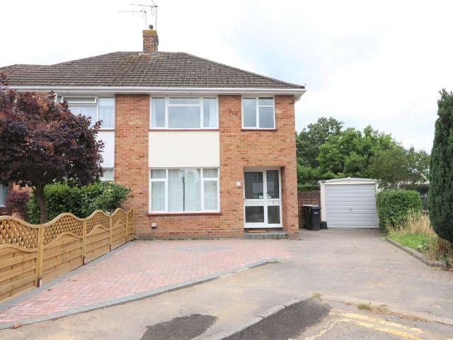 House for rent in Hedge End, Helford