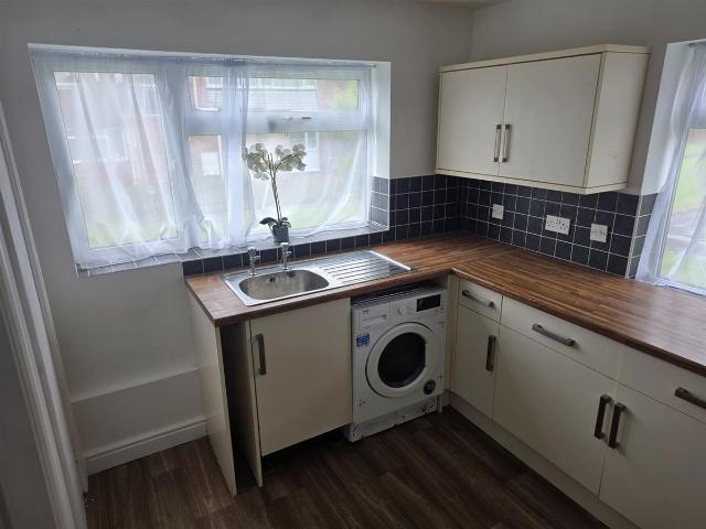 Apartment for rent in Patchway