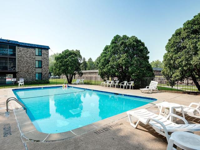 Apartment for rent in Hennepin, Minnesota